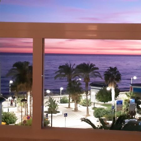 Torrox, Superbe Et Sur La Plage! Bagian luar foto
